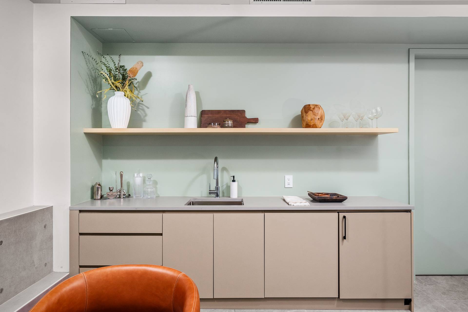 Kitchen area in lounge